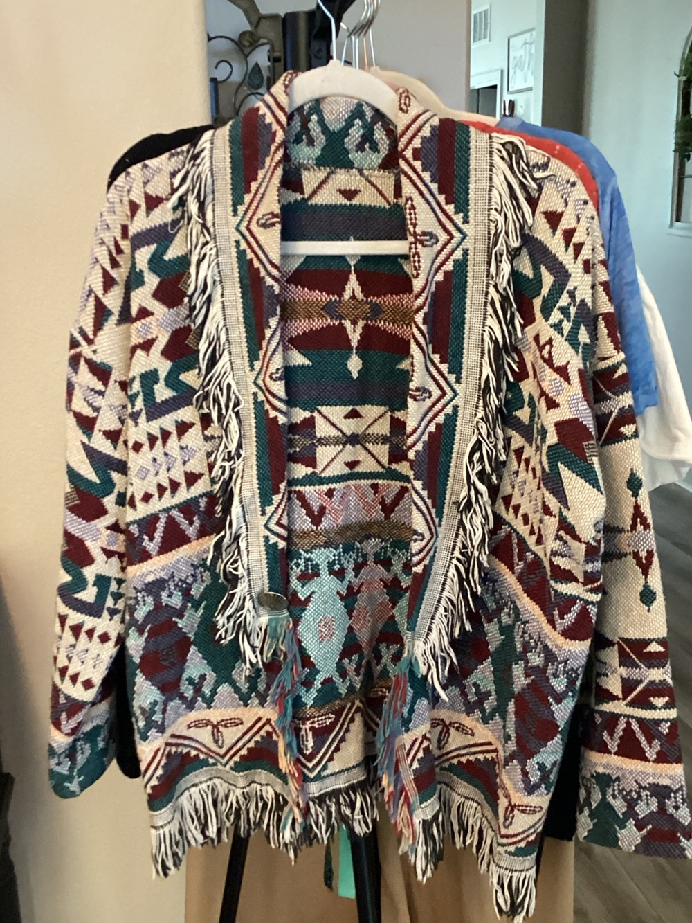 Southwest tapestry geometric pattern design fringe & silver concho closure